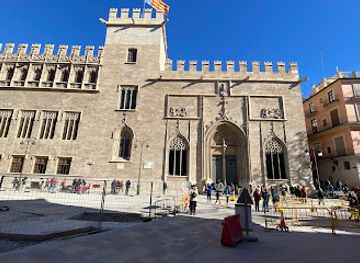 spain/valencia/el-carmen/landmark/la-lonja-de-la-seda-de-valencia