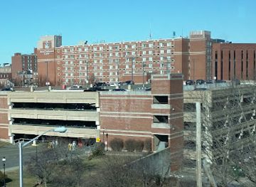 massachusetts/lowell/landmark/lower-locks-parking-facility