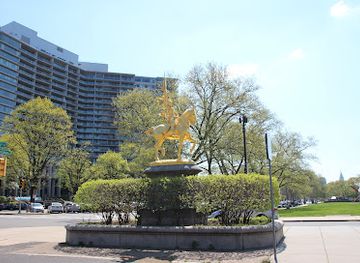 pennsylvania/philadelphia/fairmount/landmark/joan-of-arc-statue