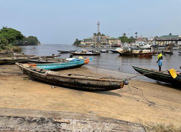 cameroon/tiko-beach/landmark/le-debarcadere
