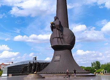 kazakhstan/western-kazakhstan/landmark/defenders-of-the-motherland-monument