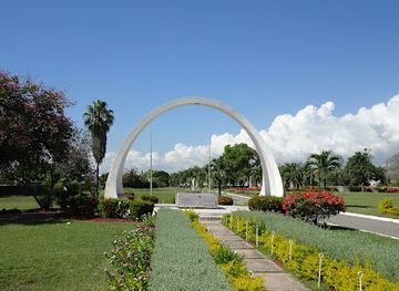 jamaica/manchester-plateau/landmark/national-heroes-park