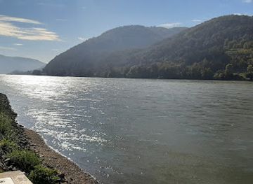 austria/wachau-valley/landmark/steinertor