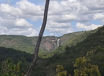 brazil/cerrado/landmark/cachoeira-da-jiboia