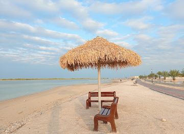 qatar/zekreet-beach/landmark/al-thakeera-beach