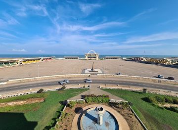 ghana/accra/osu/landmark/independence-square-black-star-square
