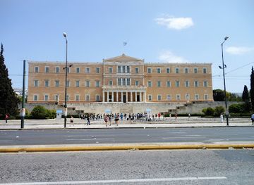 greece/athens/syntagma/landmark/plateia-syntagmatos