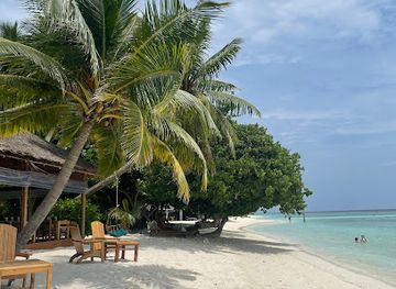 maldives/thinadhoo-island/landmark/thinadhoo-beach