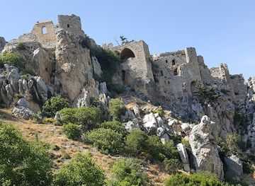 cyprus/morphou-bay/landmark/buffavento-castle