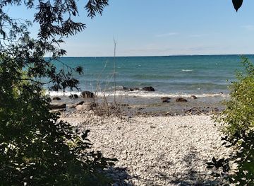 michigan/sleeping-bear-dunes-national-lakeshore/landmark/grand-traverse-lighthouse