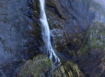 chile/magallanes-and-chilean-antarctica-region/landmark/canal-senoret