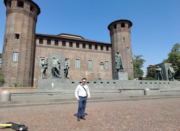 italy/monferrato/landmark/monument-to-the-knights-of-italy