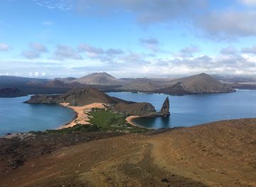 ecuador/pacific-coast/landmark/ecuador-galapagos-insiders