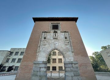 spain/madrid/la-latina/landmark/latin-gate