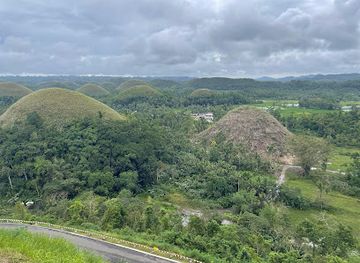 philippines/chocolate-hills/landmark/chocolate-hills-natural-monument
