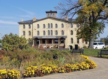 wisconsin/mississippi-river-valley/landmark/st-feriole-island-park
