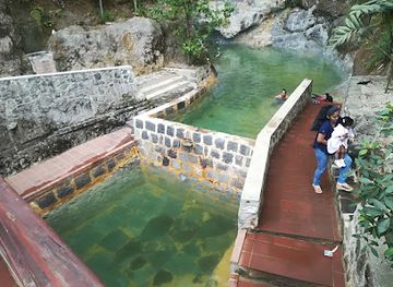 guatemala/caribbean-coast/landmark/fuentes-georginas