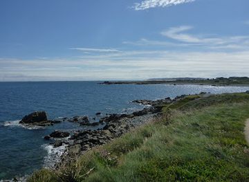 guernsey/st-martin/landmark/the-wicked-wolf