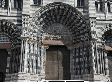 italy/genoa/landmark/genova-walks