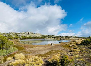 portugal/serra-da-estrela/landmark/laguinho-dos-frades