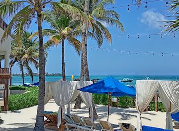 mexico/playa-del-carmen/coco-beach/landmark/marina-coco-beach