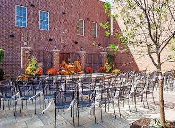 indiana/wabash-valley/landmark/charley-creek-inn