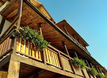 ukraine/slavske/landmark/pogar-inn