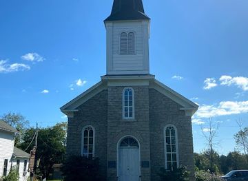 ohio/kelleys-island/landmark/old-stone-church