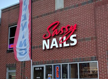 kansas/kansas-city/westport/landmark/sassy-nails
