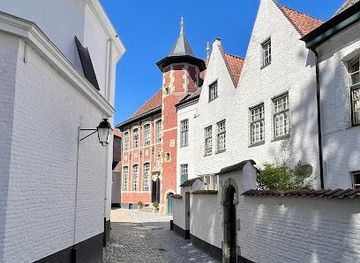 belgium/west-flanders/landmark/beguinage-of-courtrai