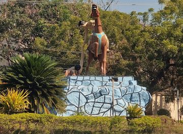 myanmar-burma/naypyidaw/landmark/မြင်းစီးရုပ်