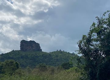 ghana/kwahu/landmark/bruku-rock