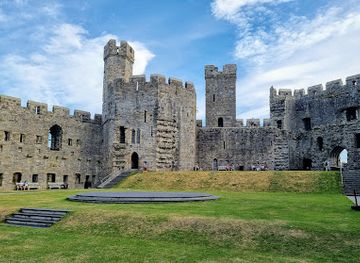 united-kingdom/clwyd/landmark/caernarfon-castle