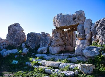 malta/south-eastern-region/landmark/ta-hagrat