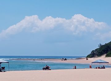 mozambique/ponta-do-ouro/landmark/spigs-surfs-up