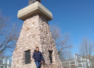 iowa/sioux-city/landmark/chief-war-eagle-s-grave-historical-marker
