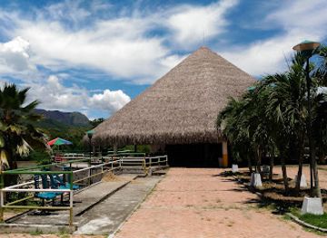 colombia/tolima-department/landmark/muelle-malecon-and-la-caimanera