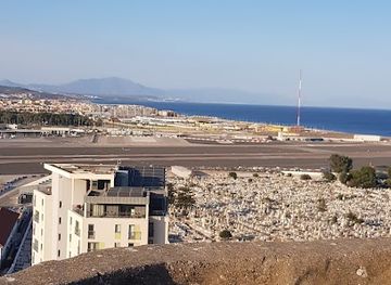 gibraltar/western-beach/landmark/northern-defences