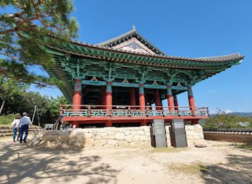 south-korea/gyeongju/landmark/geumjangdae-pavilion