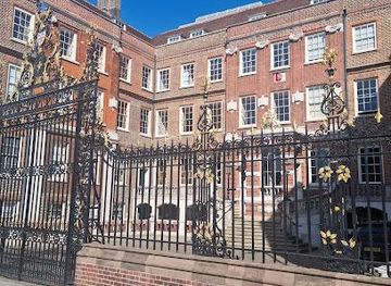 united-kingdom/windsor/landmark/college-of-arms