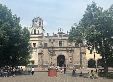 mexico/mexico-city/landmark/frida-kahlo-museum