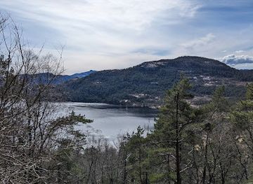 norway/preikestolen/landmark/preikestolen-trail-plataet