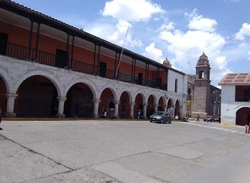 peru/ayacucho/landmark/casona-velarde-alvarez