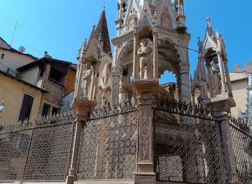 italy/verona/borgo-trento/landmark/scaliger-tombs
