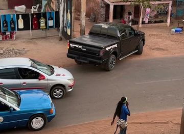 guinea-bissau/bissau-region/landmark/guine-bissau-bairro-bissaque