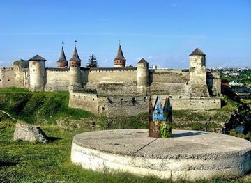 ukraine/bessarabia/landmark/kamianets-podilskyi-castle