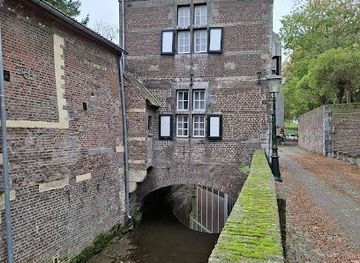 belgium/hasselt/landmark/huys-op-den-jeker