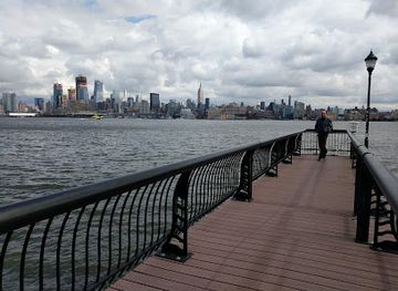 new-jersey/hoboken/landmark/sinatra-park