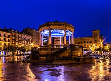 spain/pamplona/landmark/plaza-del-castillo