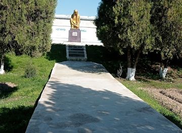 uzbekistan/syrdarya-region/landmark/xotira-maydoni